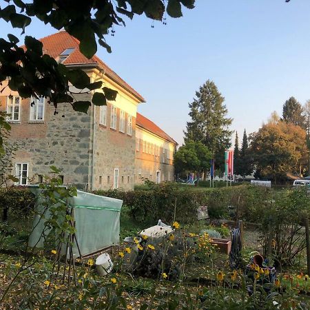 Apartment Galapagos Klagenfurt am Woerthersee Bagian luar foto